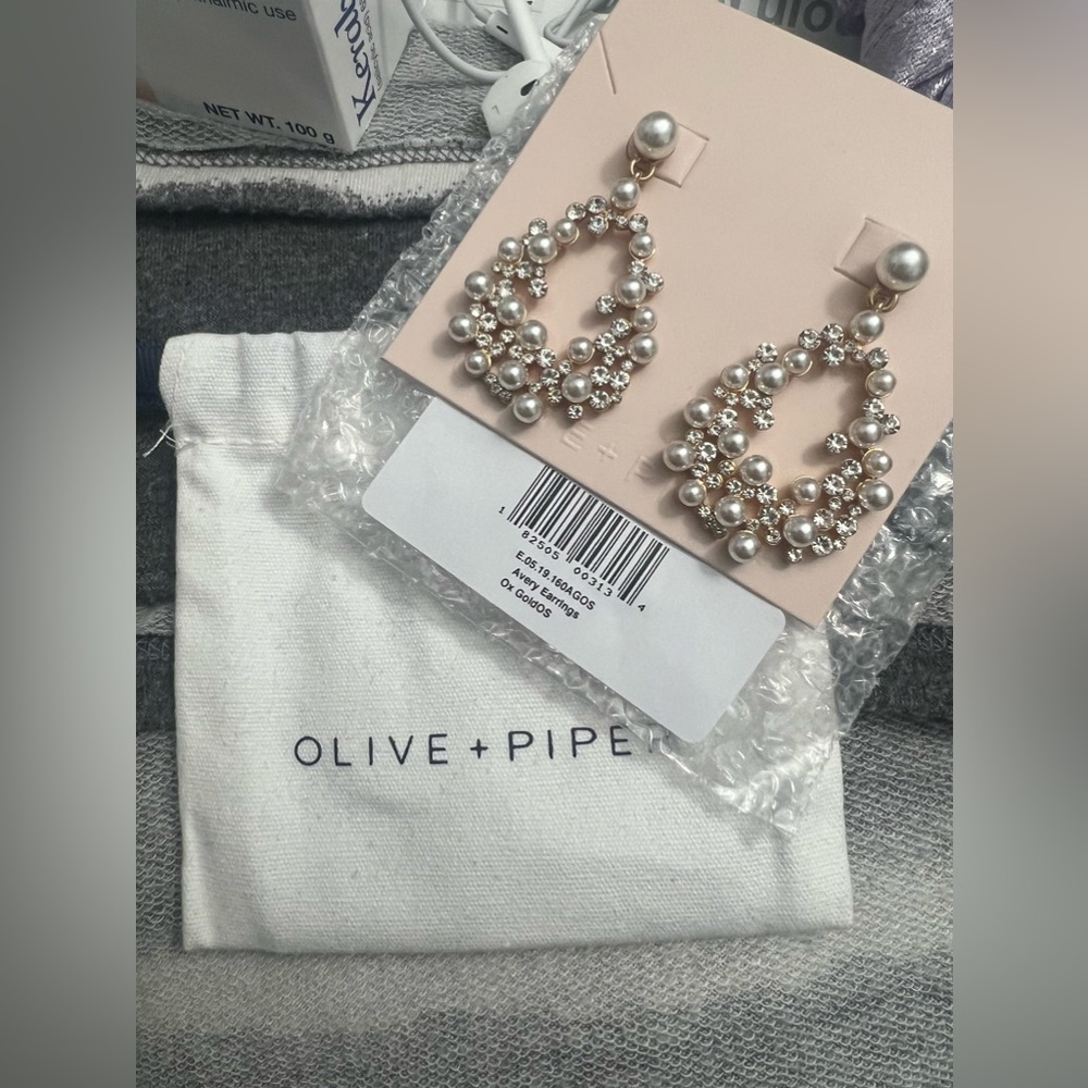 Olive and Piper Avery Earrings